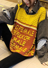 Lässiges, gelbes, lockeres Jacquard-Strickoberteil mit Patchwork-Print